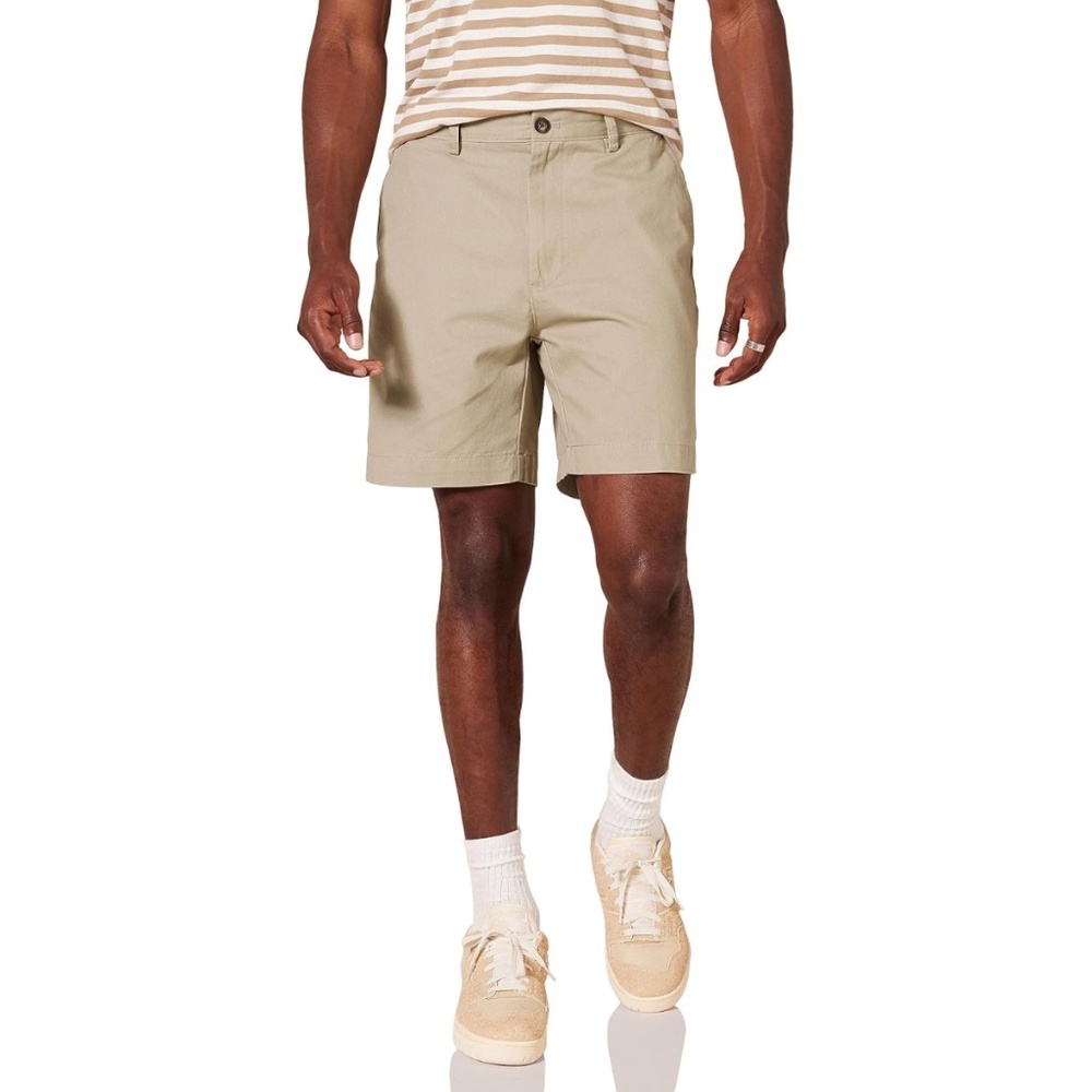Men's Classic-Fit 7" Khaki Chino Shorts - Brand New - Size 34